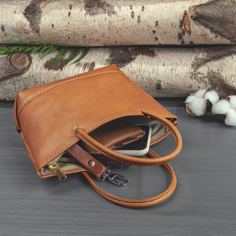 Leather Petite Charlene Purse Fawn