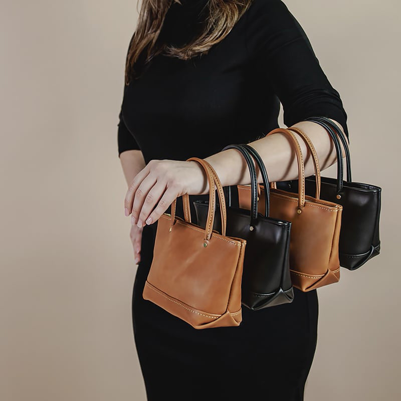 Leather Petite Charlene Purse Fawn